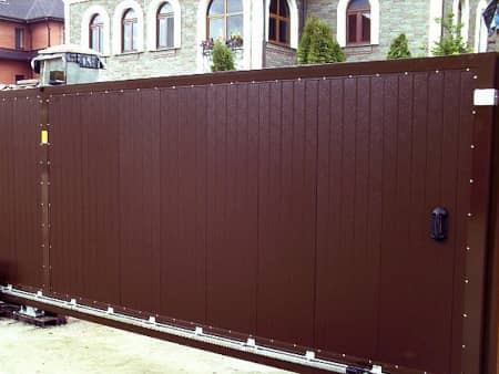 Заказать уличные металлические ворота DoorHan в Актобе