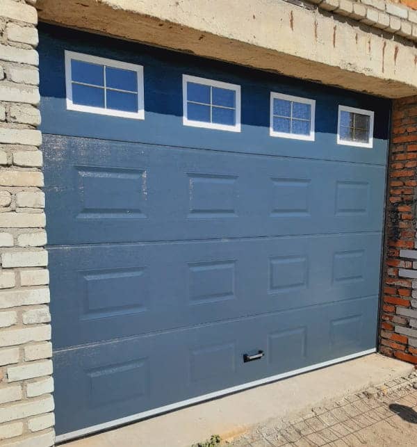 Секционные ворота DoorHan в Актобе с установкой