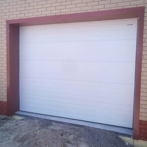 Секционные ворота DoorHan в Актобе с установкой