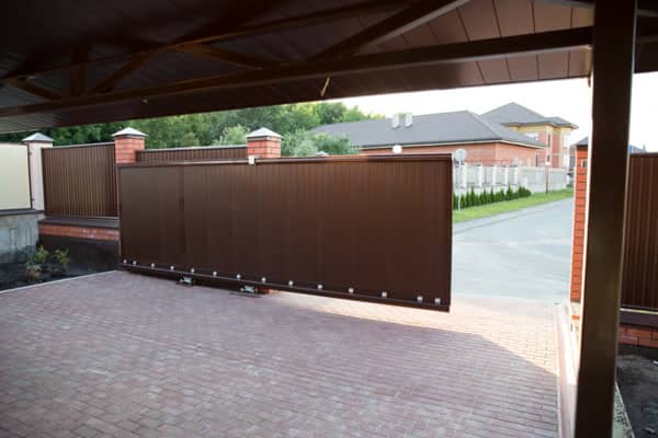 Уличные ворота DoorHan в Актобе с установкой