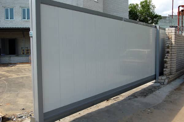 Уличные ворота DoorHan в Актобе с установкой